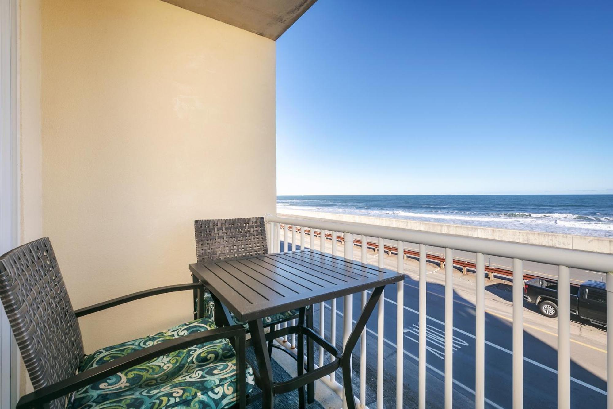 Direct Oceanfront Studio Suite! Hampton Zewnętrze zdjęcie