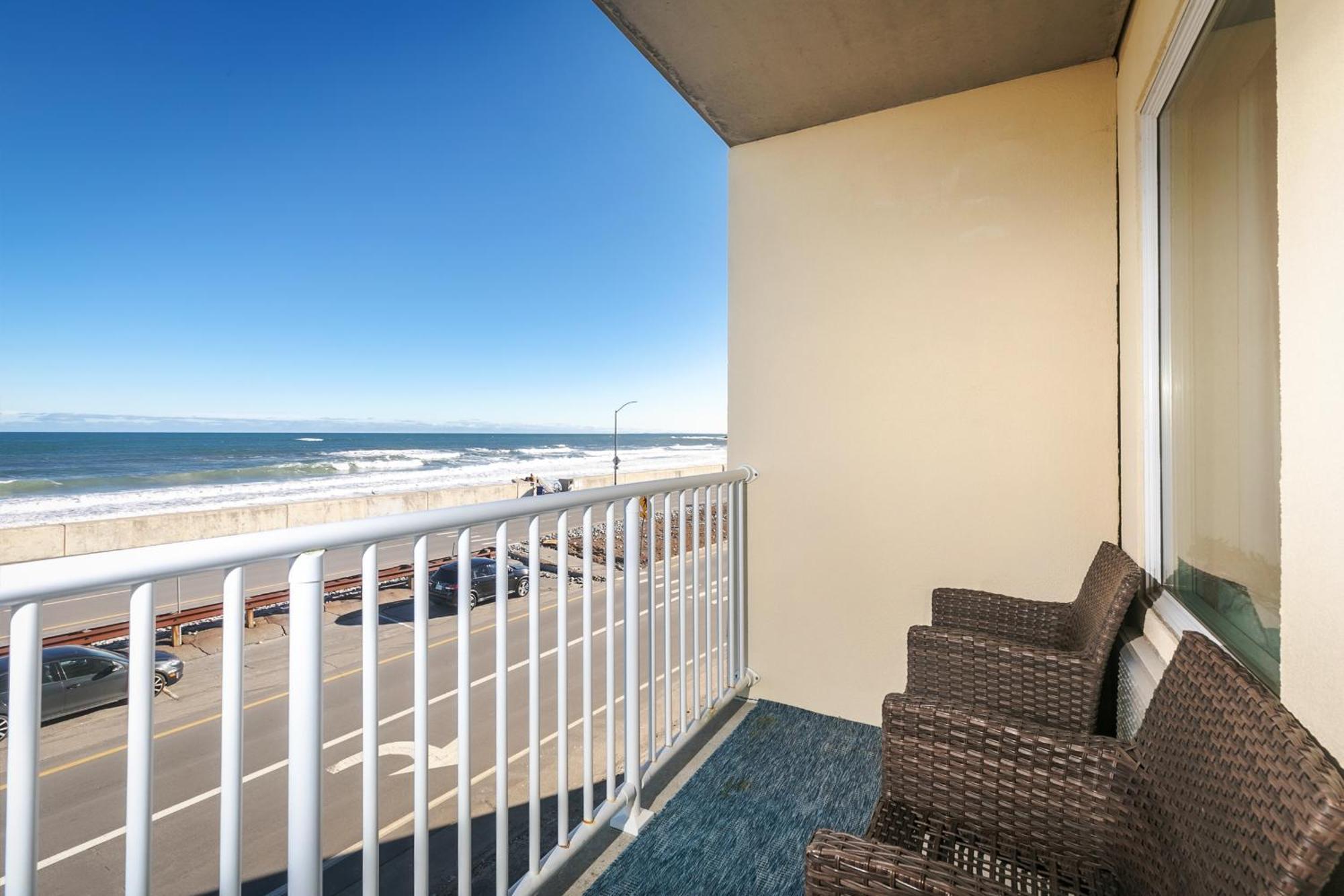 Direct Oceanfront Studio Suite! Hampton Zewnętrze zdjęcie